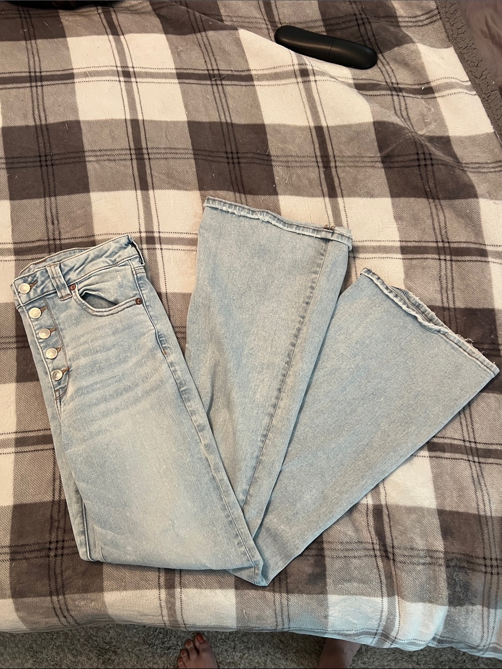 American Eagle Outfitters Light Blue High-Rise Flare Jeans